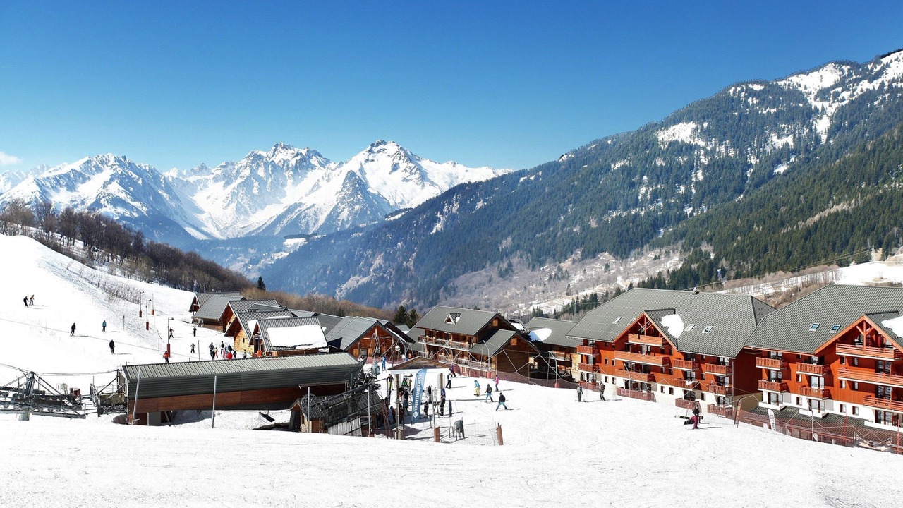 Photo of Others in Montgellafrey