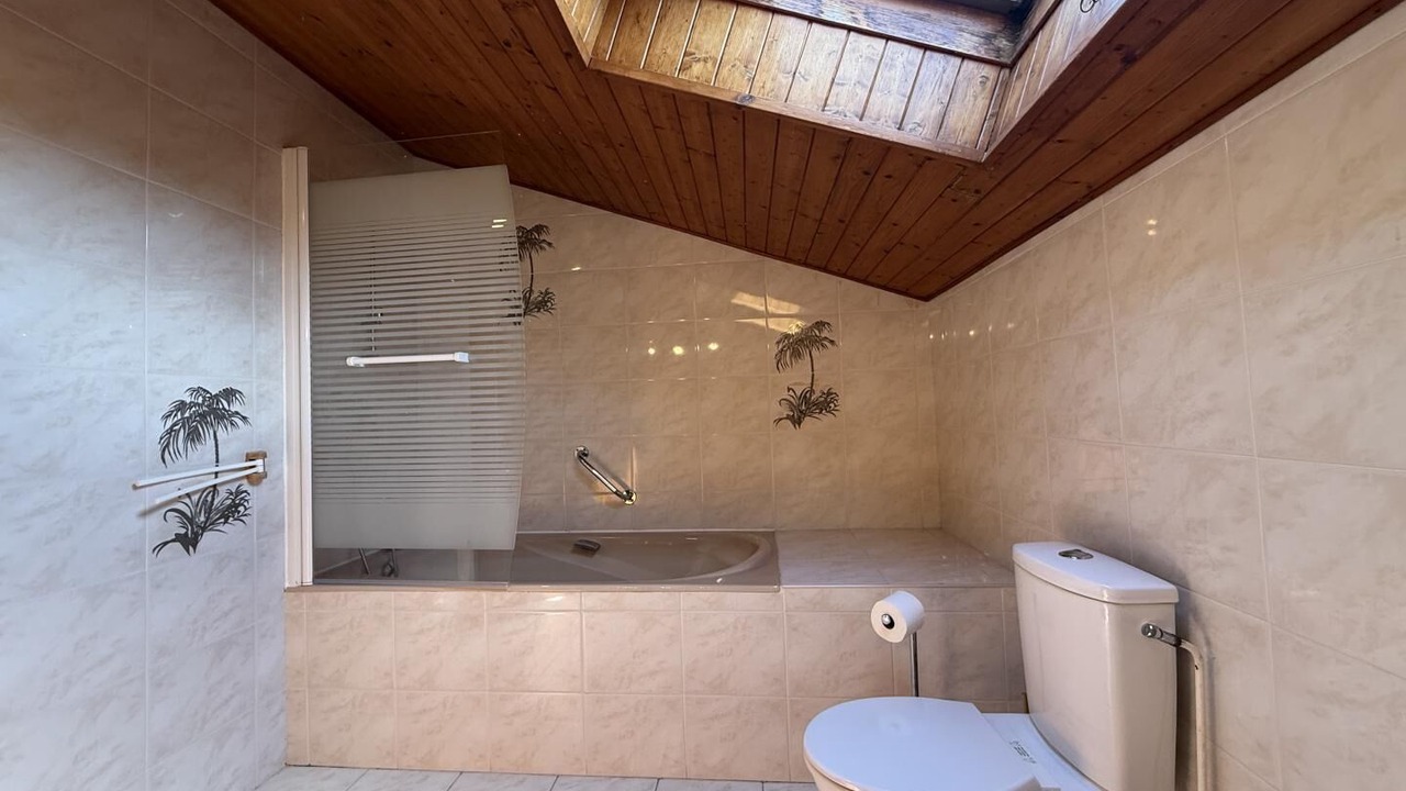 Photo of Bathroom in Macaye