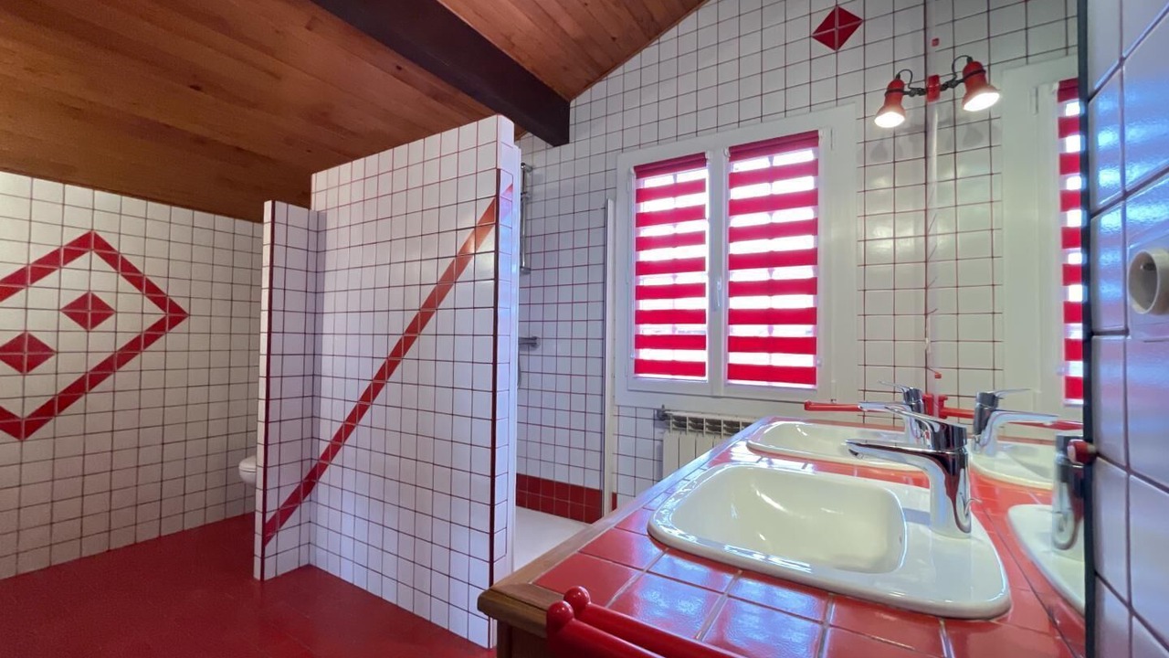 Photo of Bathroom in Larressore