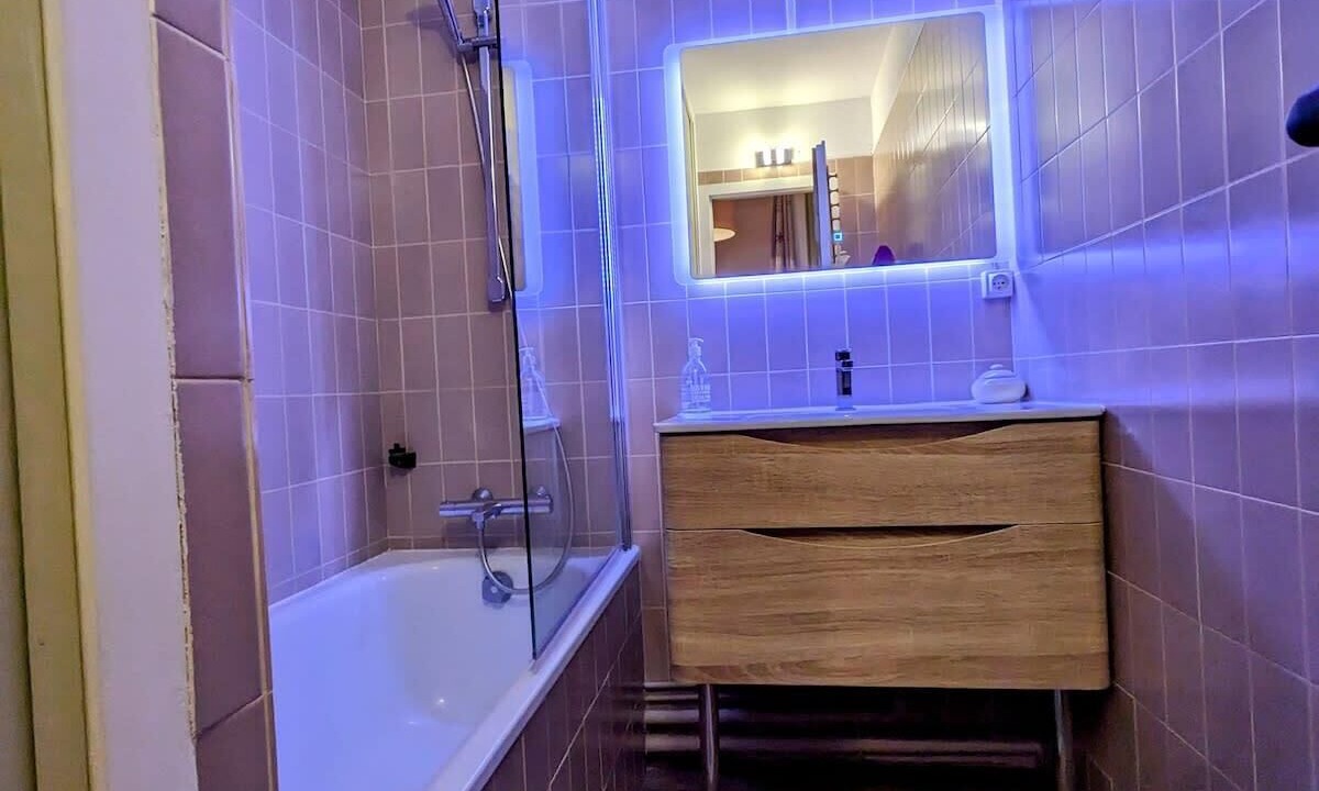 Photo of Bathroom in Montcel