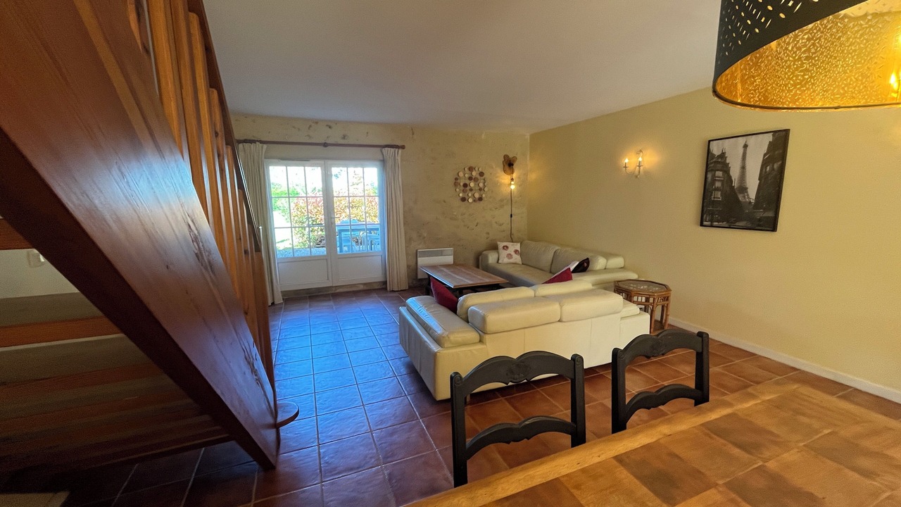 Photo of Livingroom in Lamothe-Montravel