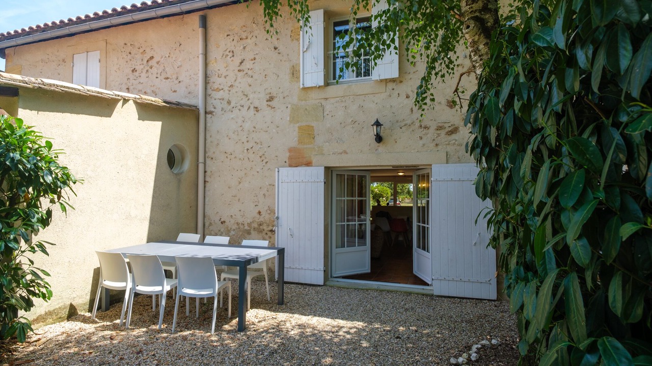 Photo of Outdoor in Lamothe-Montravel