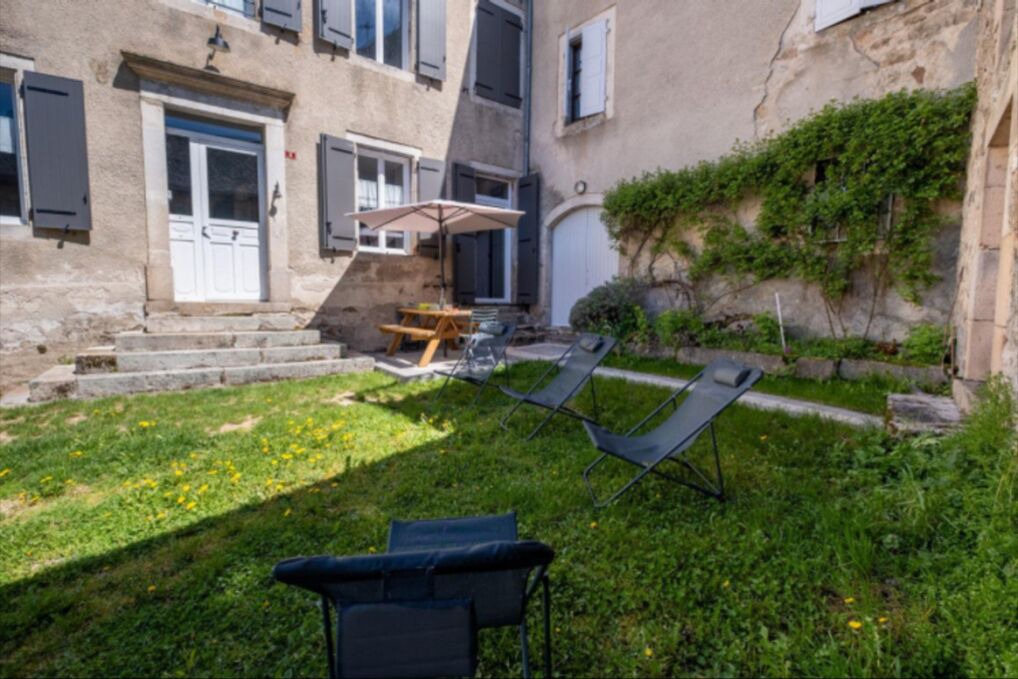 Photo of Patio Balcony in Auroux