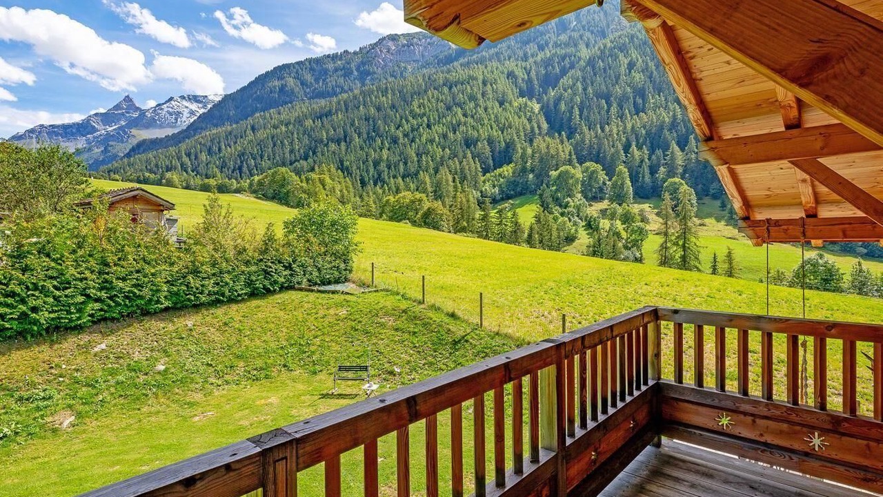 Photo of Outdoor in Nancroit
