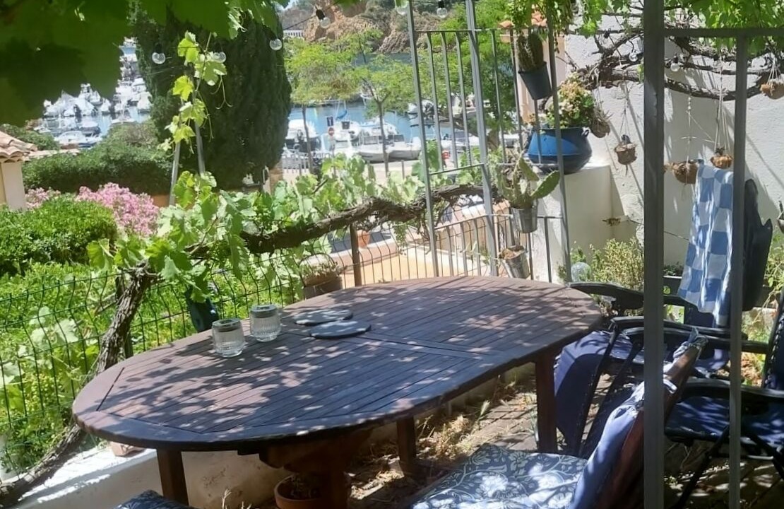 Photo of Outdoor in Ensues-la-Redonne