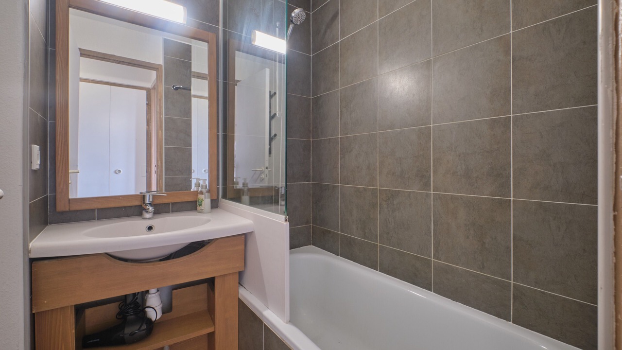 Photo of Bathroom in Eclose-Ouest
