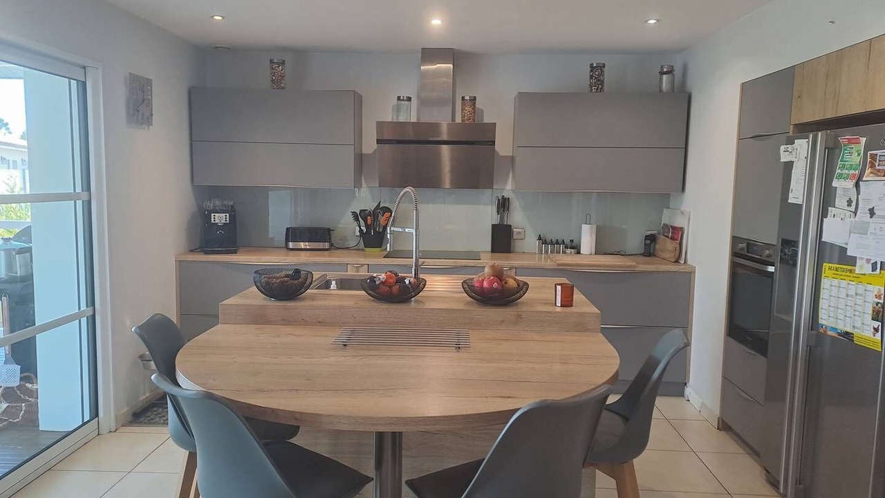 Photo of Kitchen in Mios