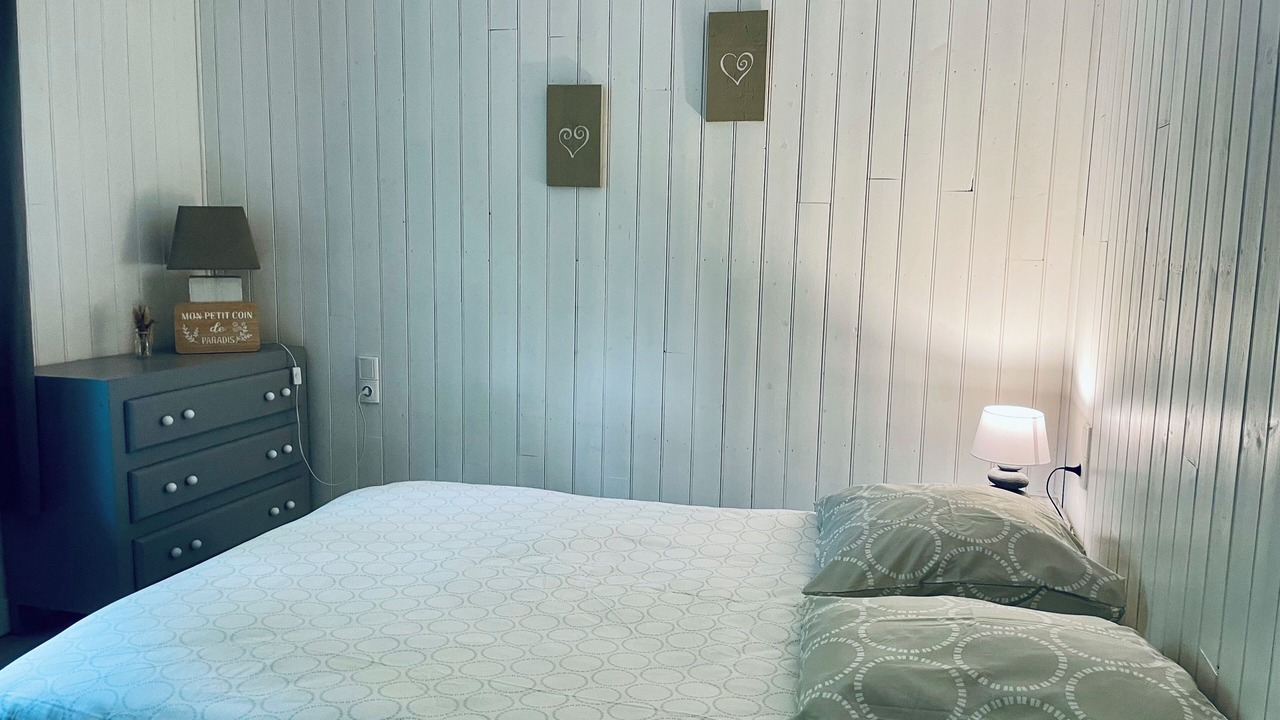 Photo of Bedroom in Audenge