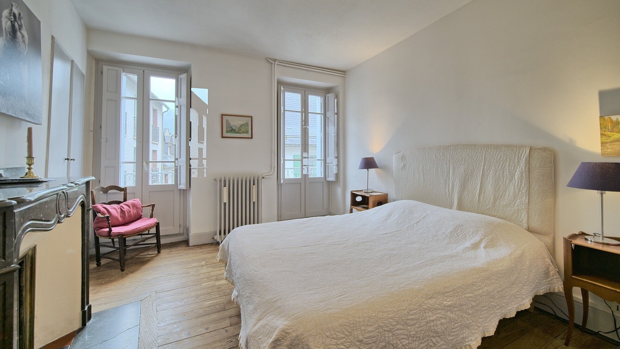 Photo of Bedroom in Bagneres-de-Luchon