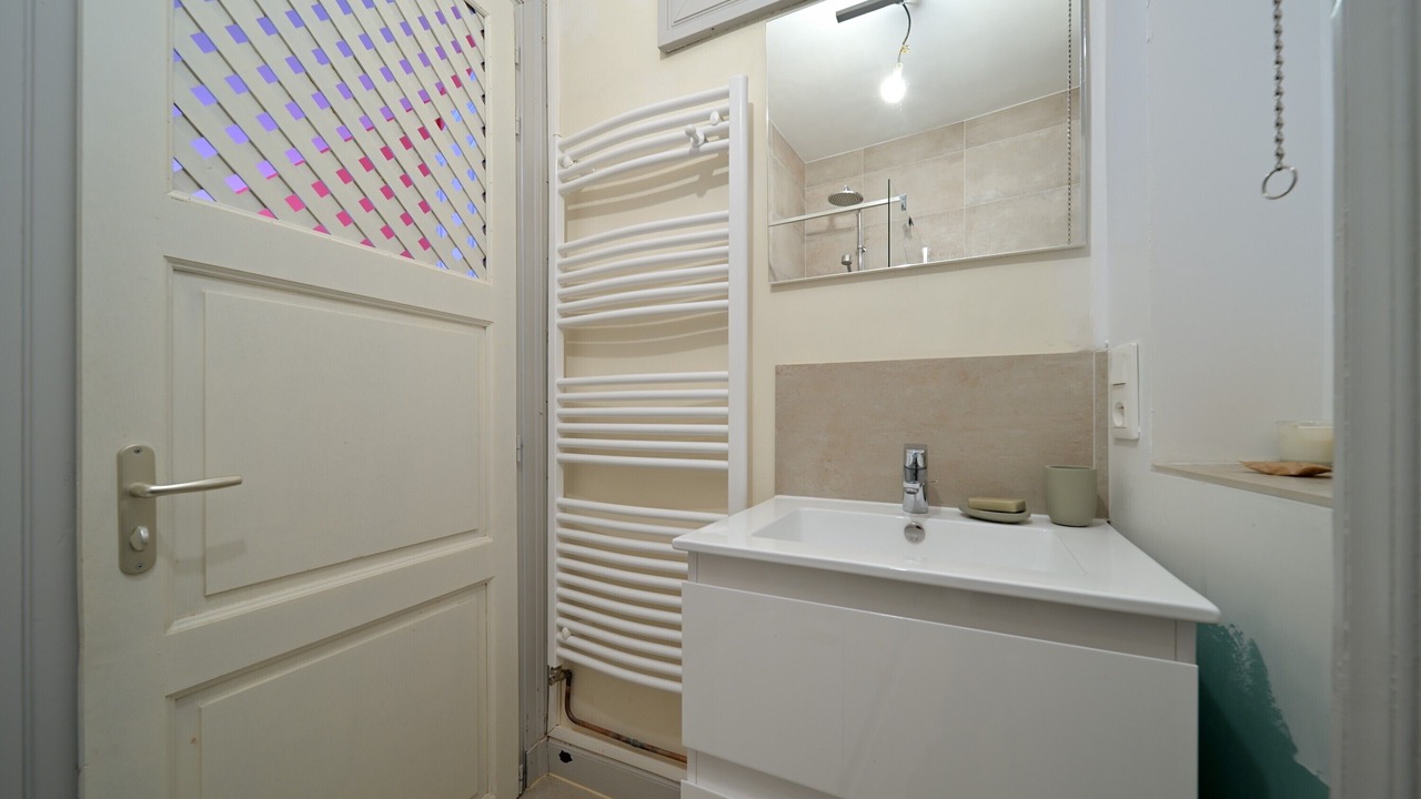 Photo of Bathroom in Bagneres-de-Luchon
