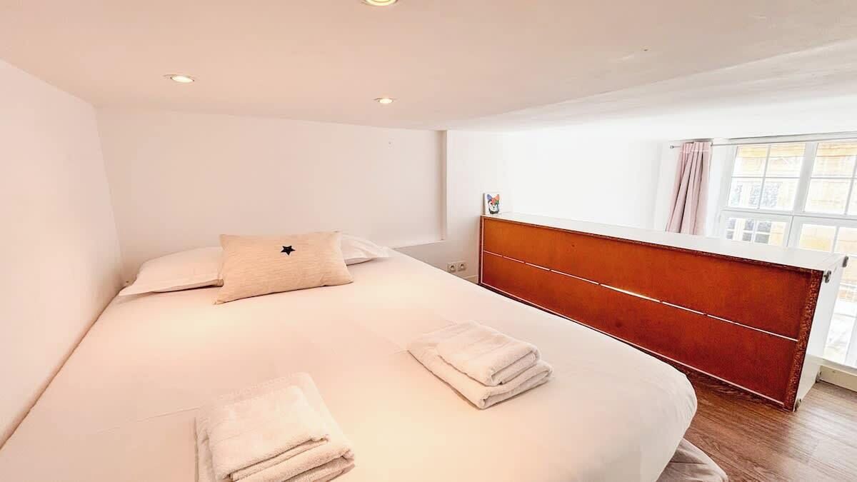Photo of Bedroom in Saint-Michel