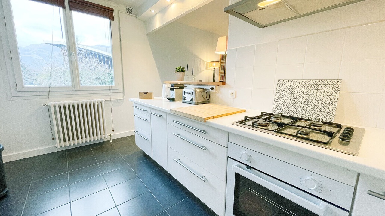 Photo of Kitchen in Quartier Exposition-Bajatiere