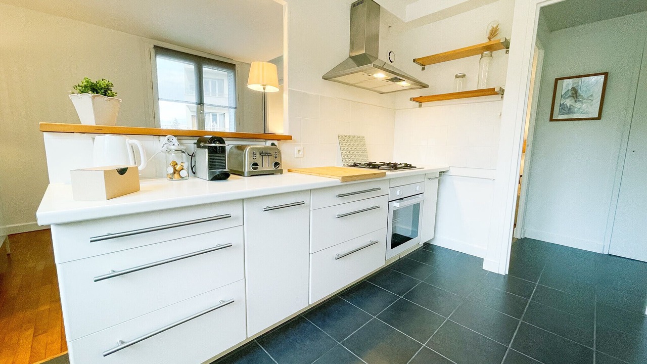 Photo of Kitchen in Quartier Exposition-Bajatiere