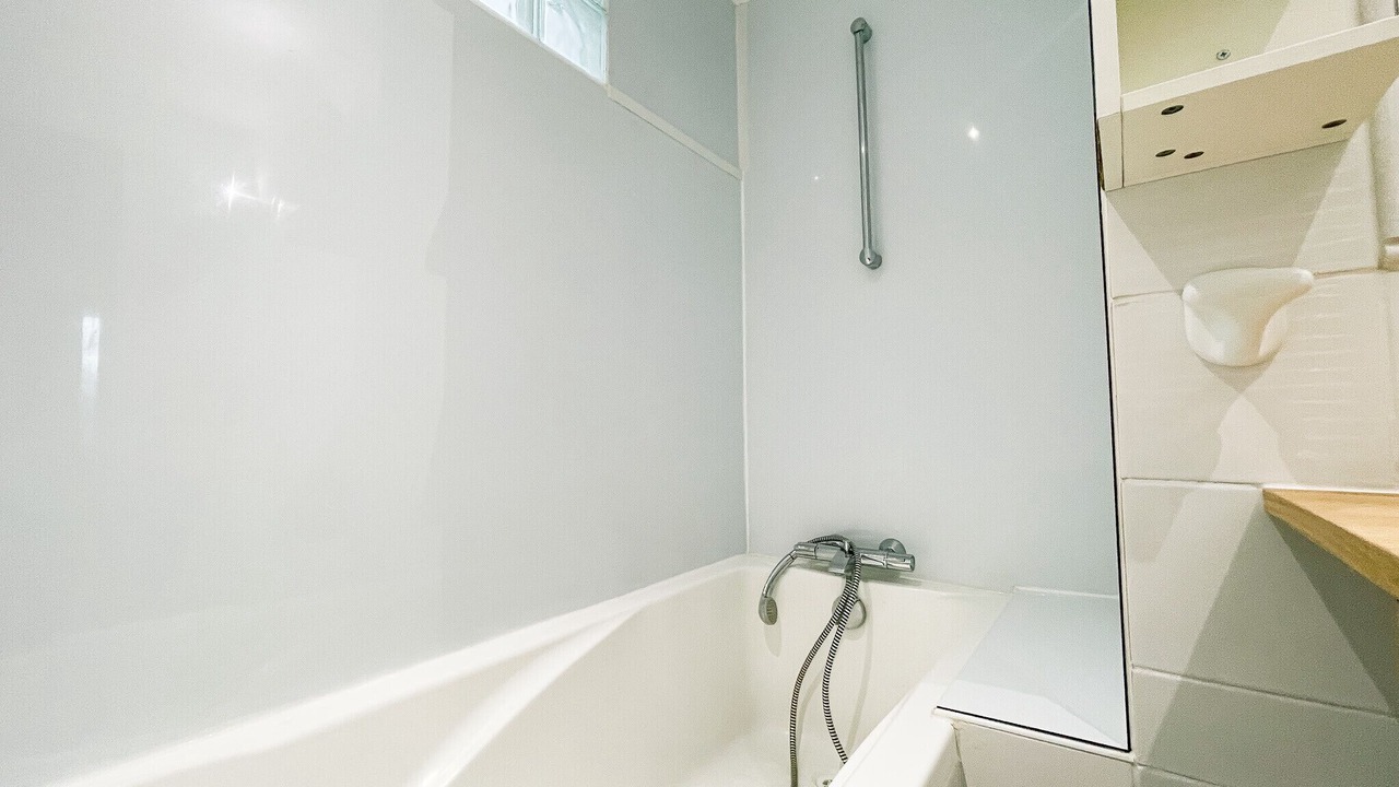 Photo of Bathroom in Quartier Exposition-Bajatiere