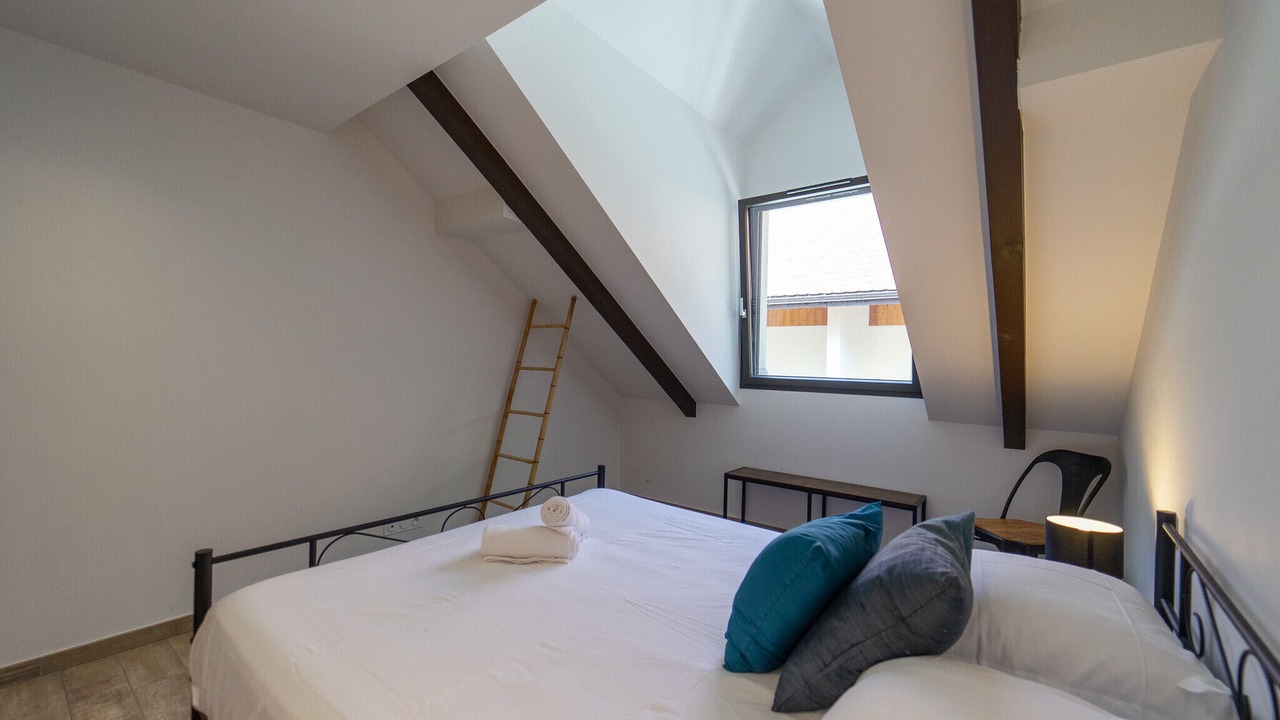 Photo of Bedroom in Duingt