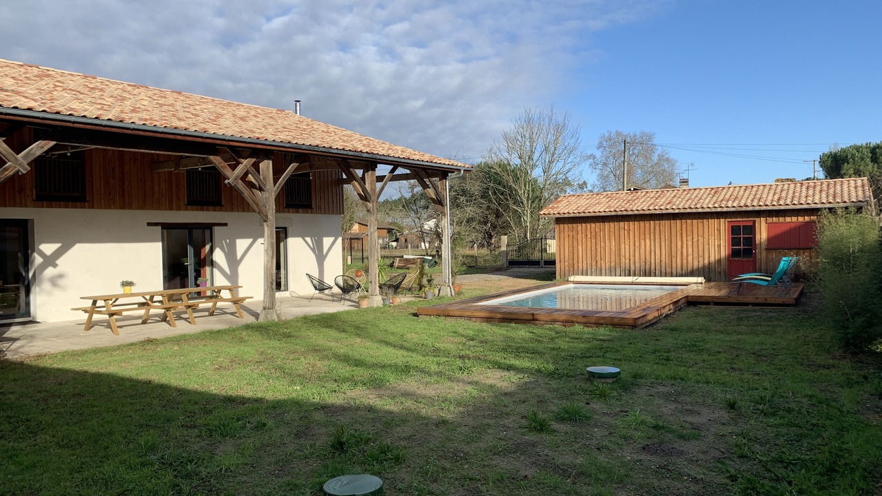 Photo of Patio Balcony in Salles