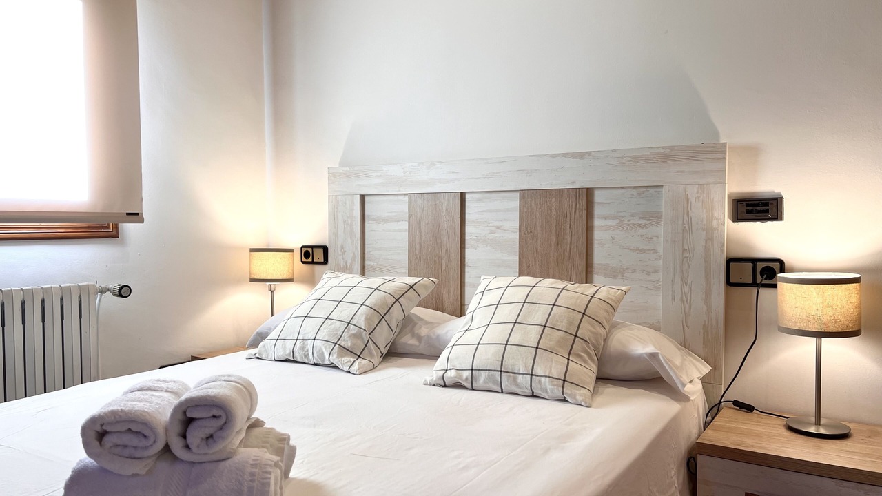 Photo of Bedroom in Sort