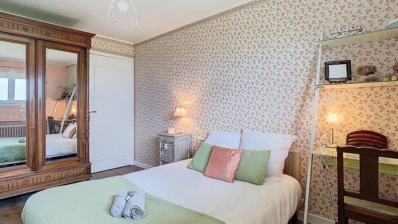 Photo of Bedroom in Saint-Laurent-du-Pont