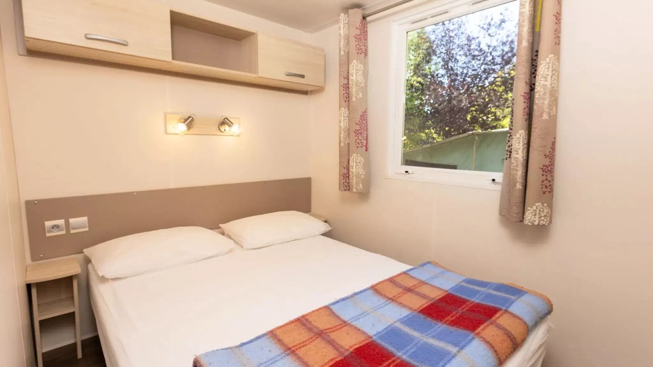Photo of Bedroom in Gap