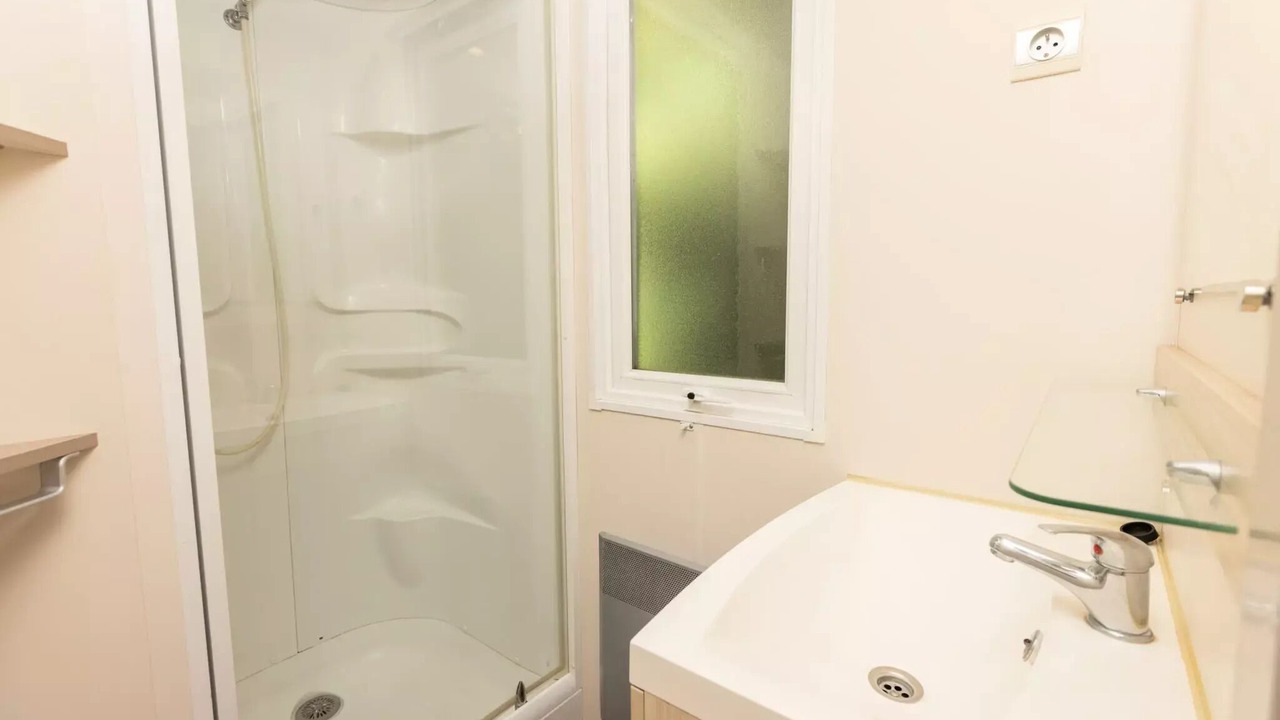 Photo of Bathroom in Gap