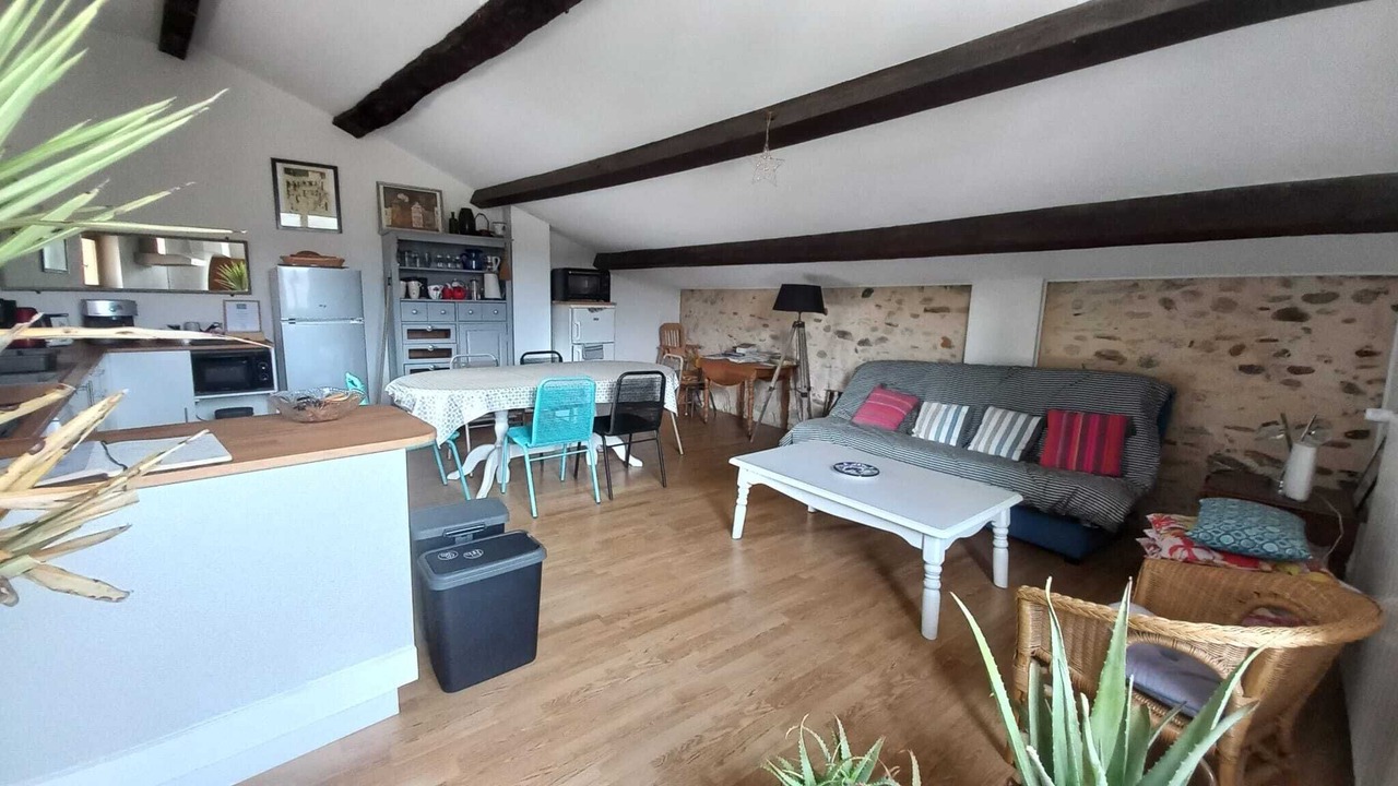 Photo of Livingroom in Herepian