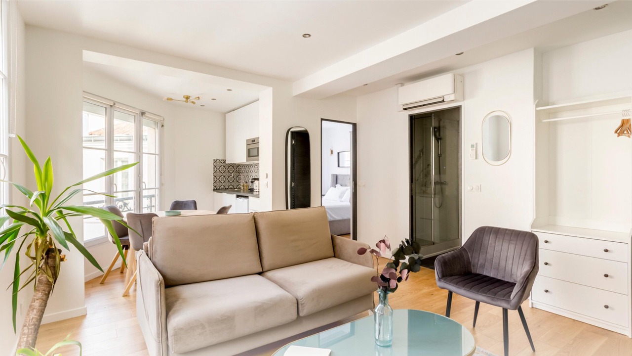 Photo of Livingroom in Butte-aux-Cailles