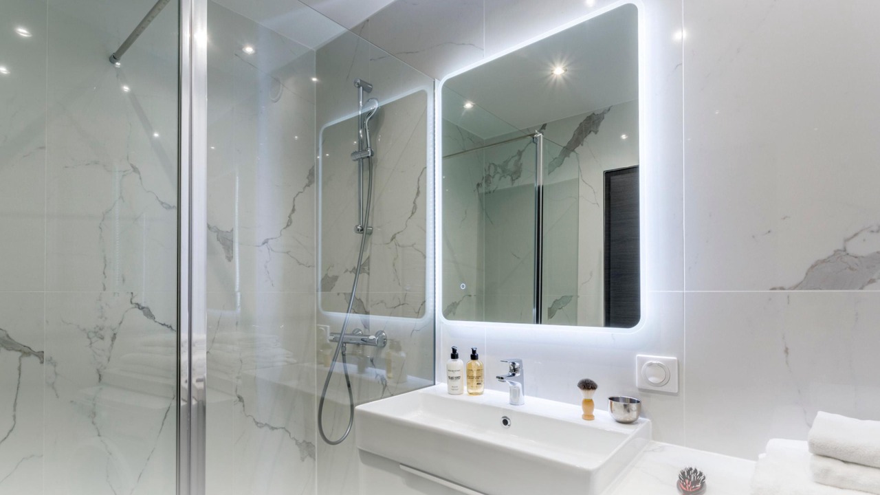 Photo of Bathroom in Butte-aux-Cailles