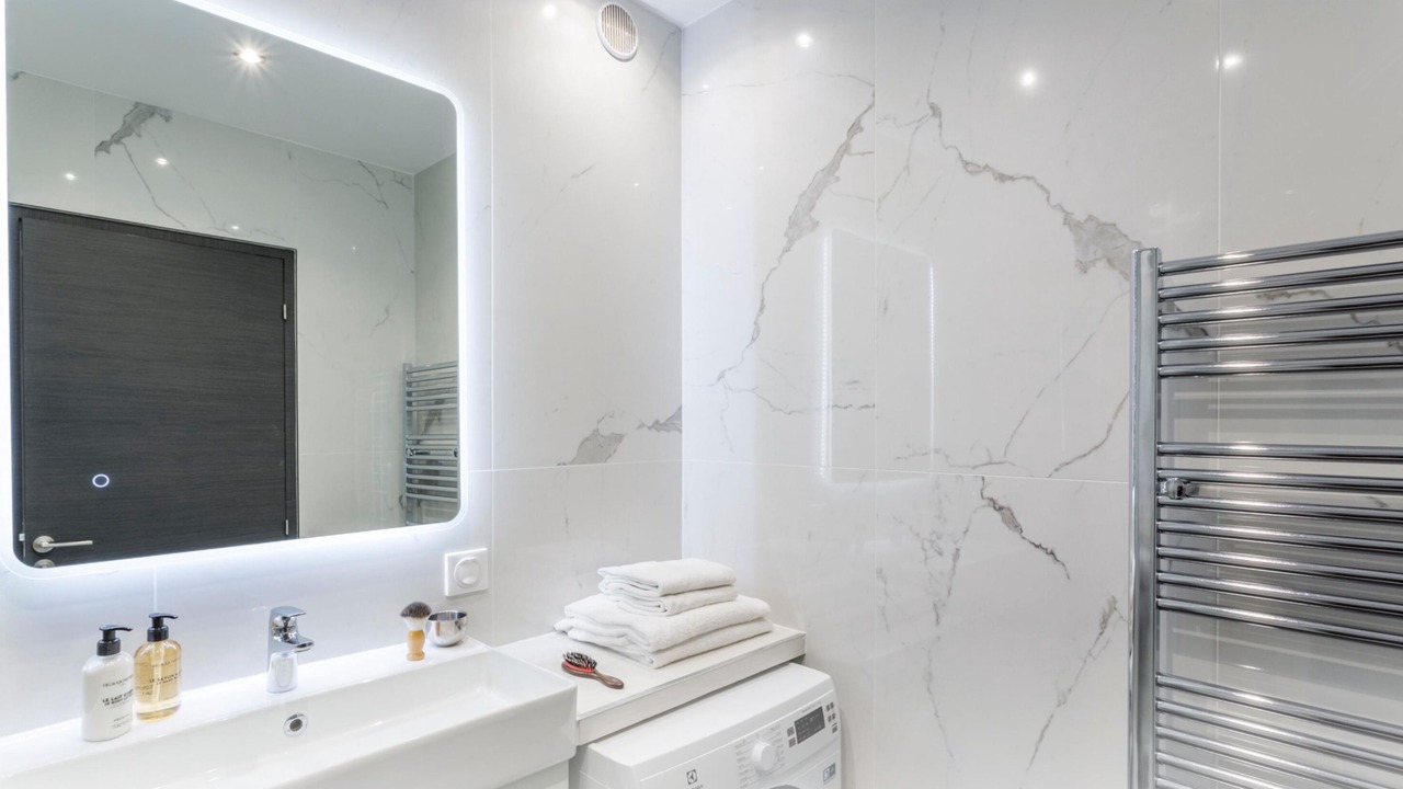 Photo of Bathroom in Butte-aux-Cailles