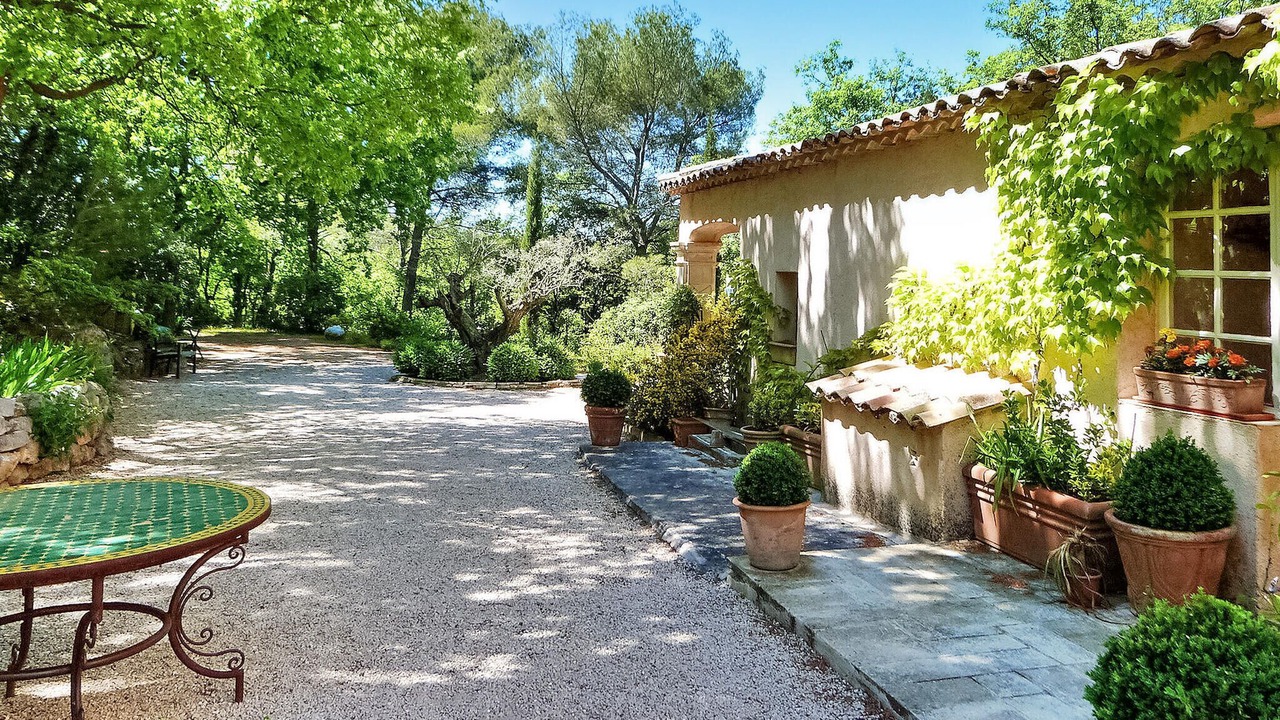Photo of Others in Saint-Antonin-sur-Bayon
