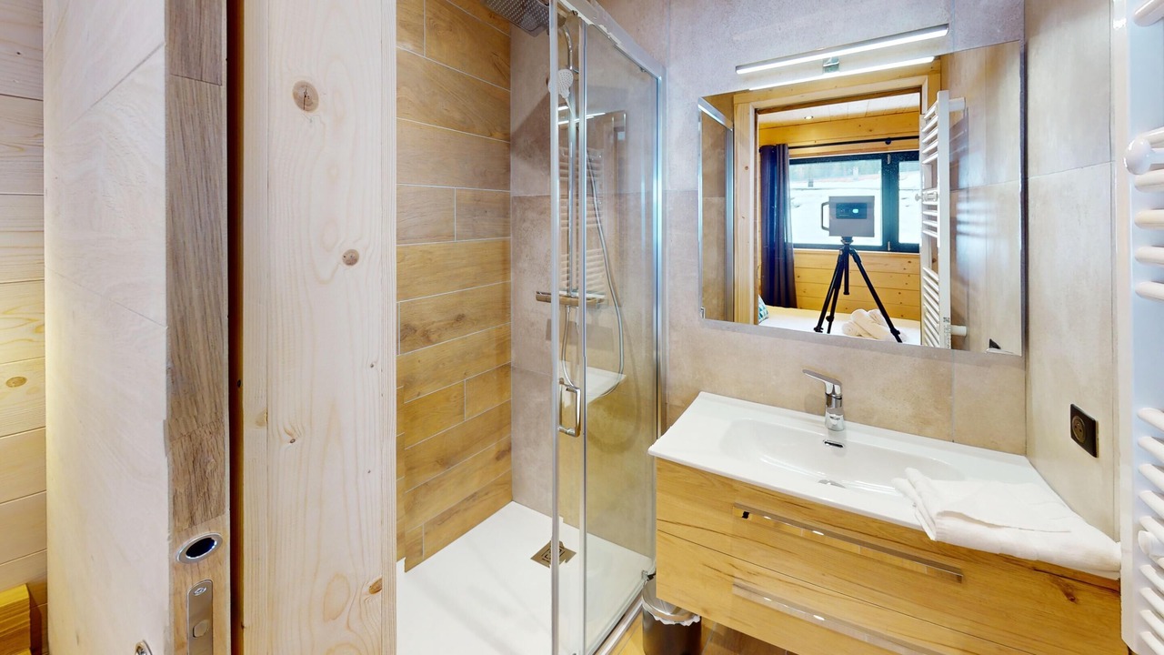 Photo of Bathroom in Nancroit