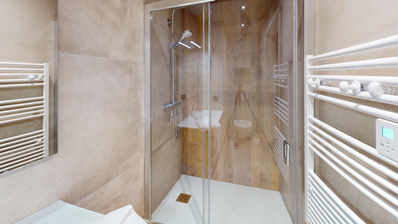 Photo of Bathroom in Nancroit
