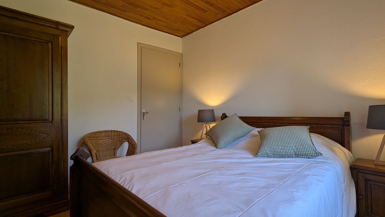 Photo of Bedroom in Saint-Arcons-de-Barges