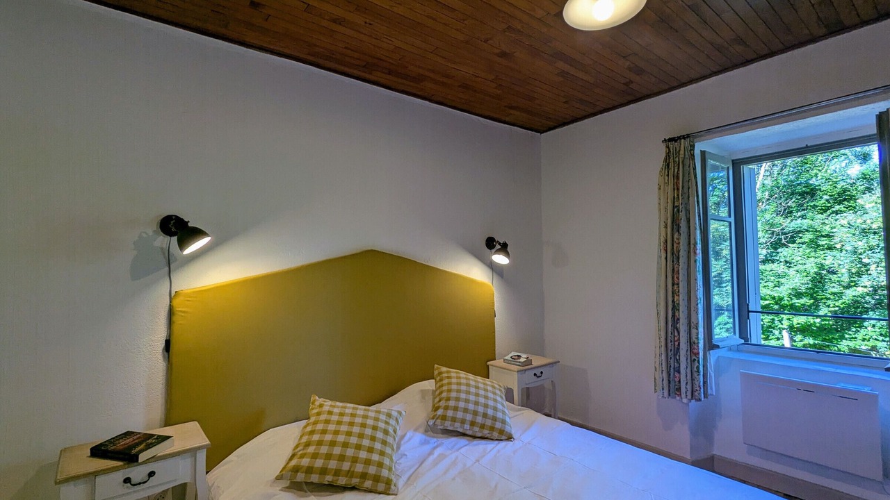 Photo of Bedroom in Saint-Arcons-de-Barges