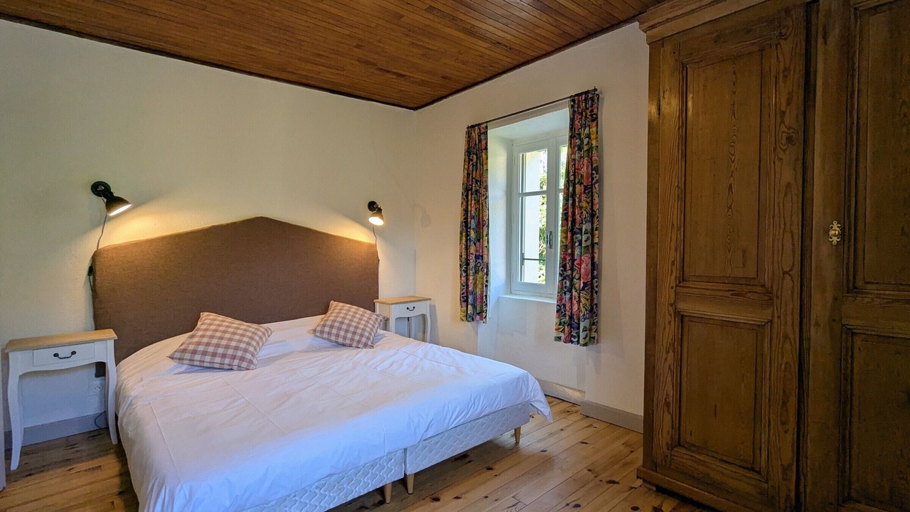 Photo of Bedroom in Saint-Arcons-de-Barges