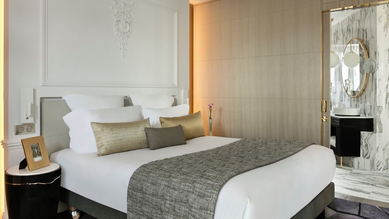 Photo of Bedroom in Champs-Elysees
