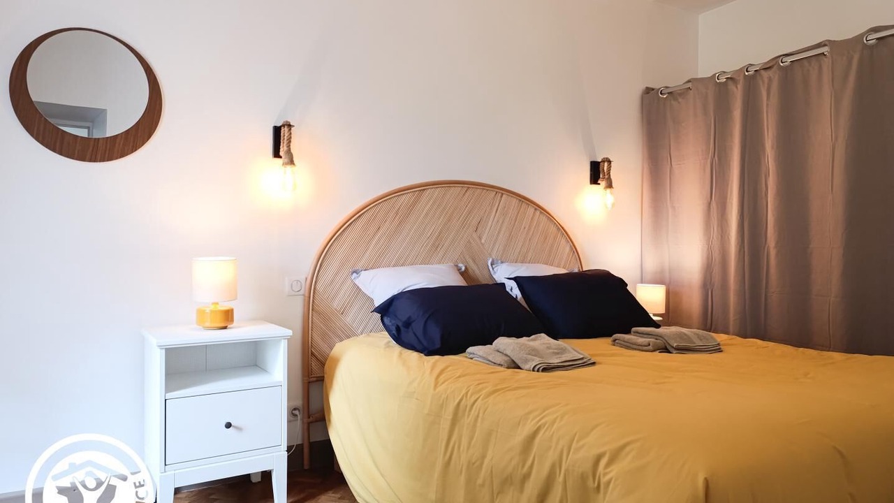 Photo of Bedroom in Saint-Michel-de-Bannieres