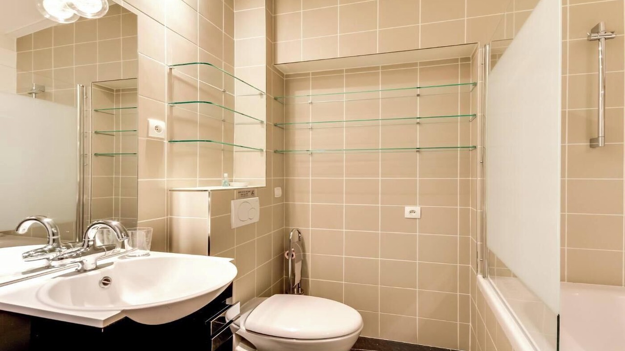 Photo of Bathroom in Sorbonne