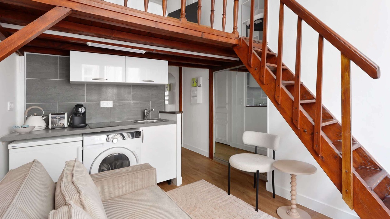 Photo of Livingroom in Champs-Elysees