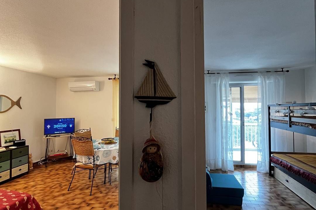 Photo of Livingroom in Le Port
