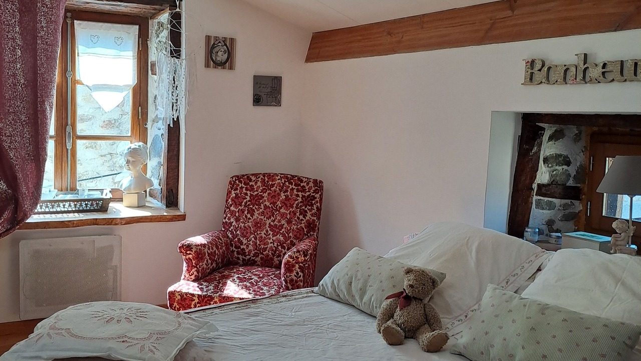 Photo of Bedroom in Saint-Cirgues