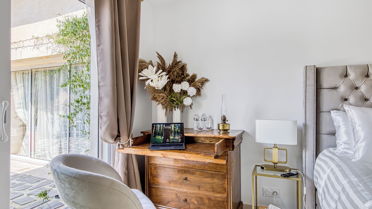 Photo of Bedroom in Saint-Christoly-Medoc