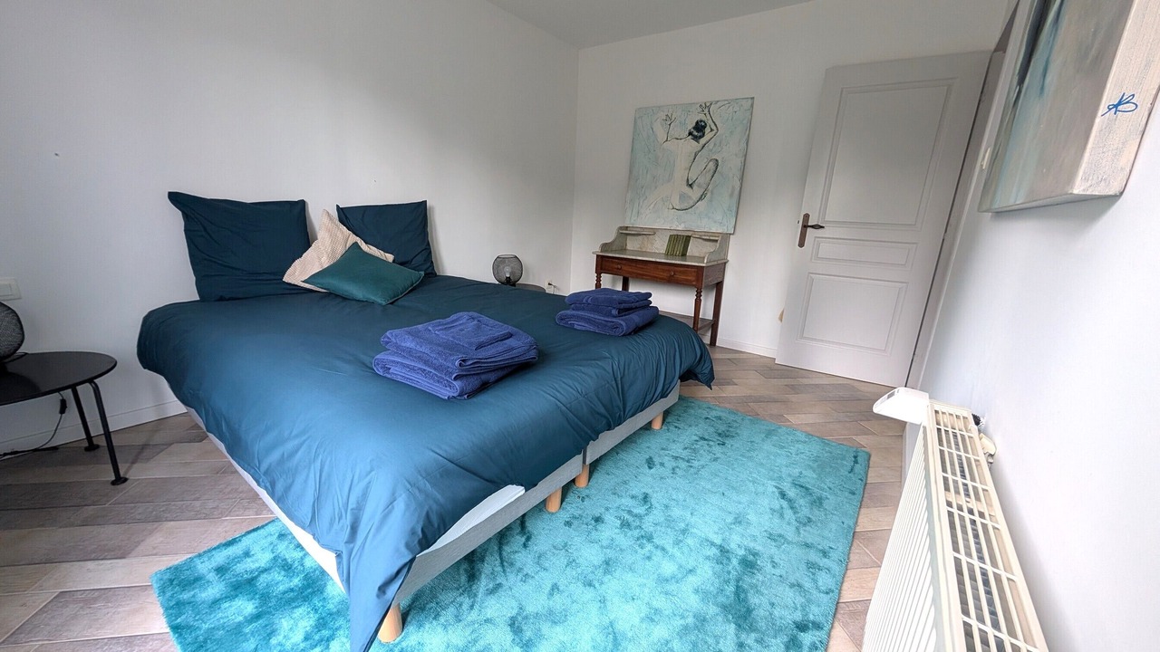 Photo of Bedroom in Puy-Saint-Martin