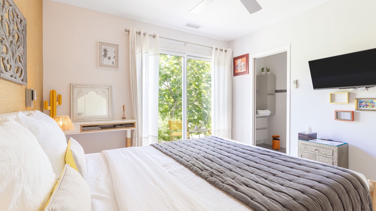Photo of Bedroom in Saint-Nazaire
