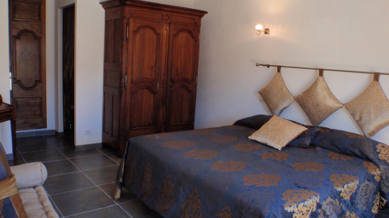 Photo of Bedroom in Millau