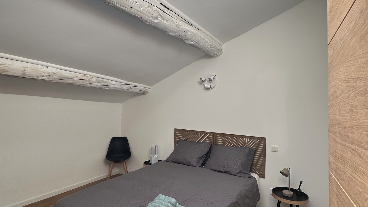 Photo of Bedroom in Lunel