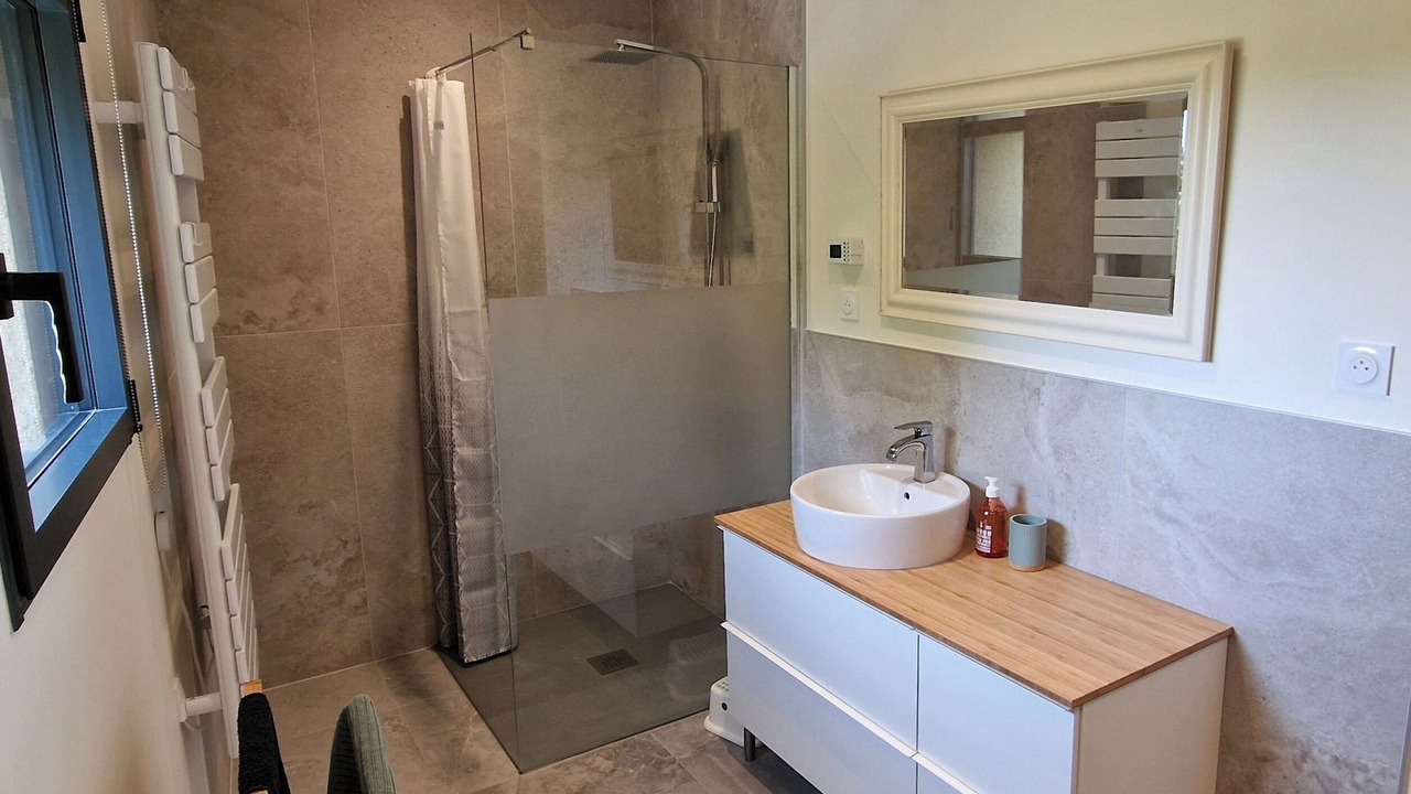 Photo of Bathroom in La Begude-de-Mazenc