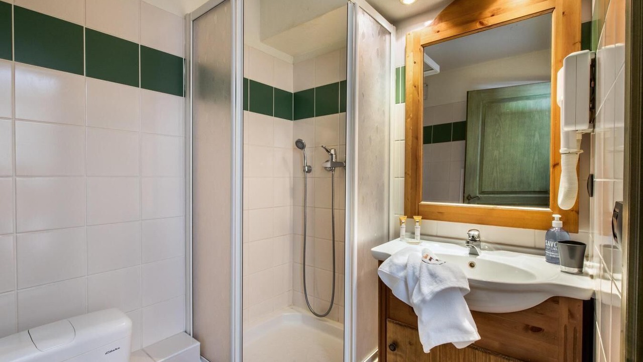 Photo of Bathroom in Les Almes