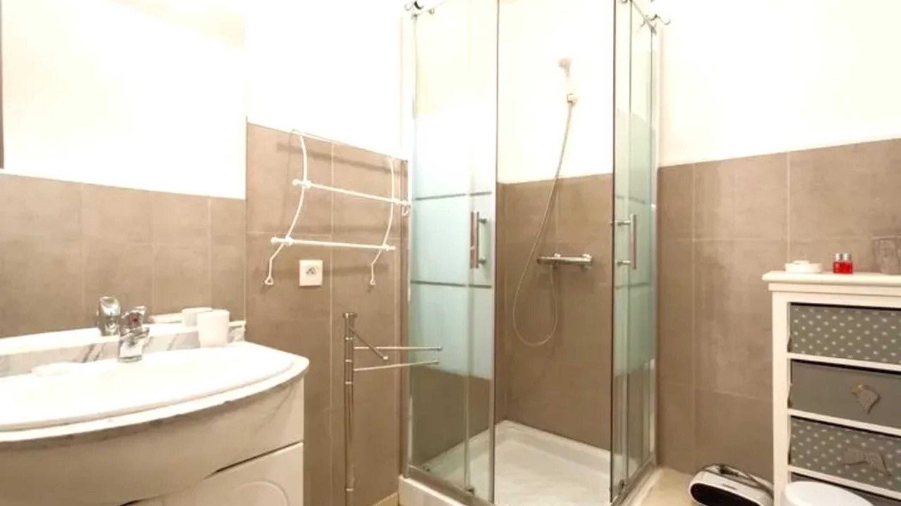 Photo of Bathroom in Cannes