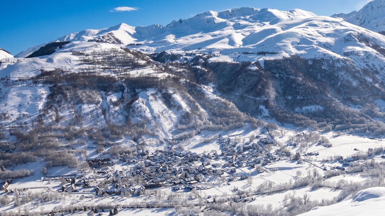 Photo of Others in Mont