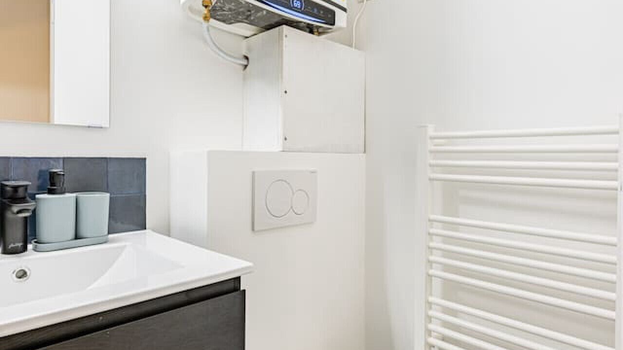 Photo of Bathroom in Quartier de la Salpetriere